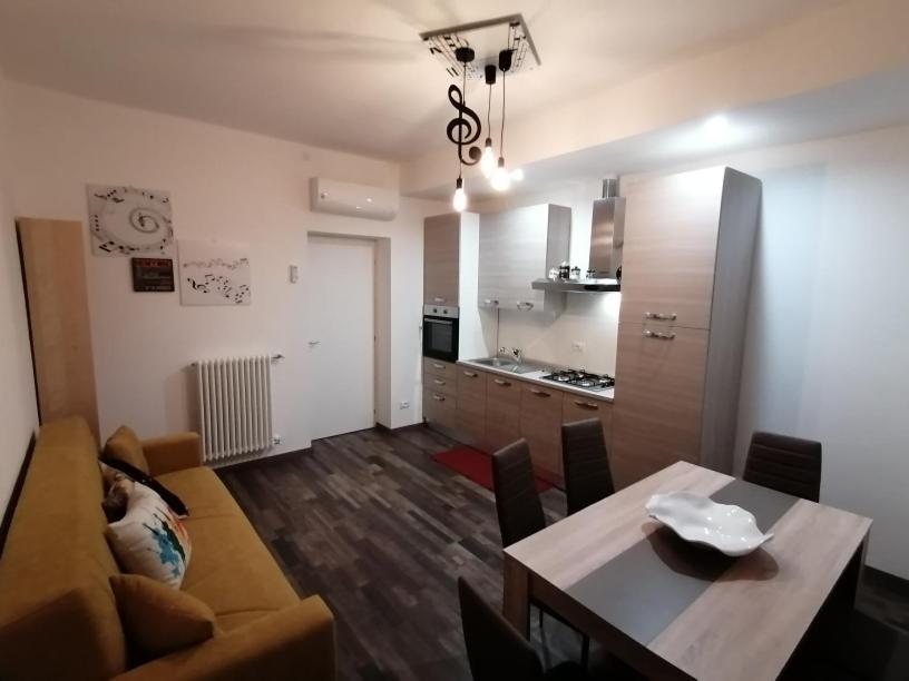 Segui Le Note Della Tua Vita Cremona Kültér fotó